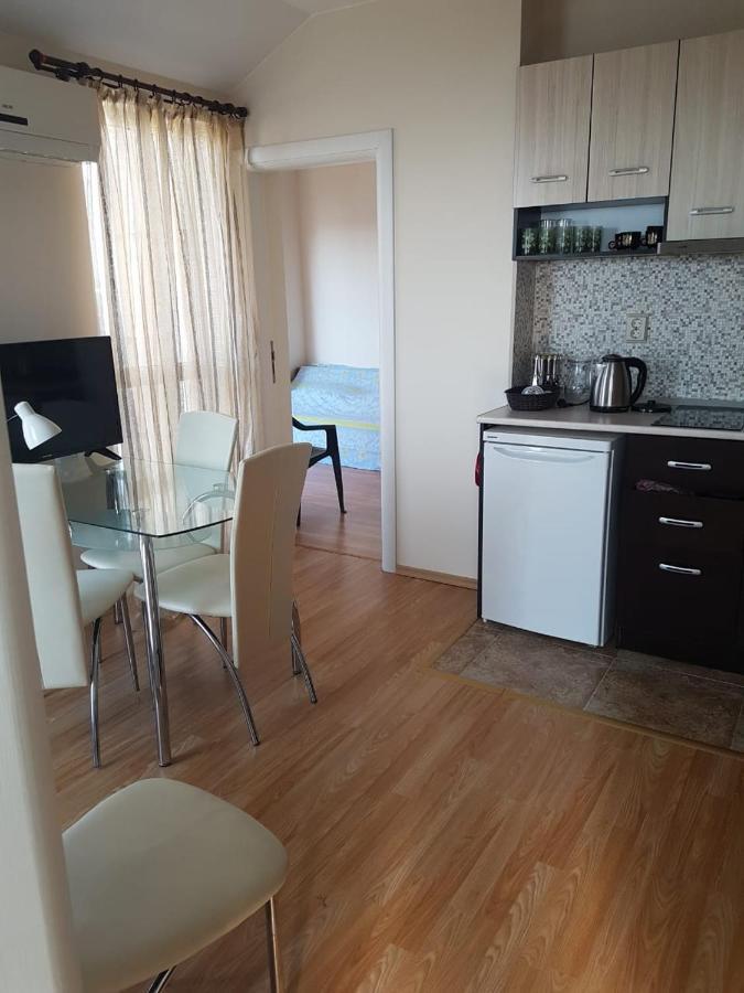 Mellia Boutique Apartments Ravda Bagian luar foto